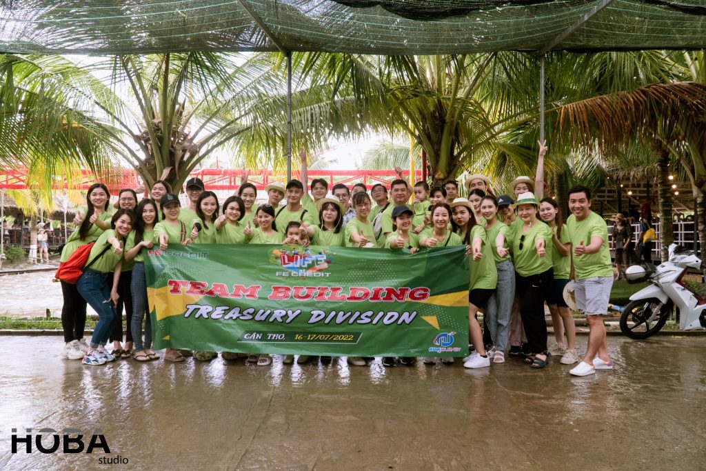 chup-anh-team-building-can-tho